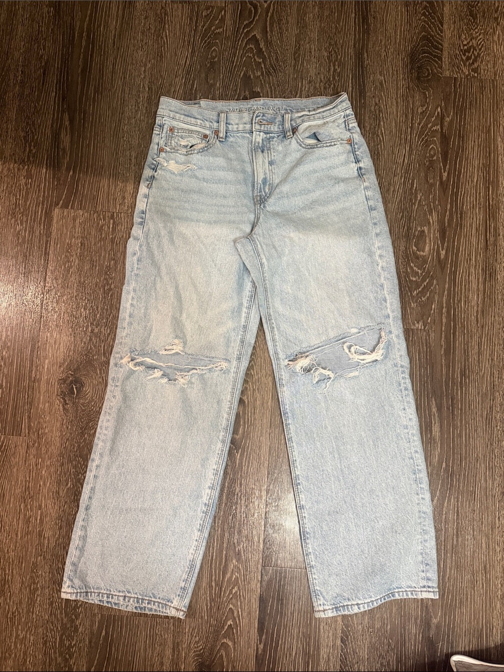 American Eagle Outfitters Light Wash Distressed Boyfriend Jeans